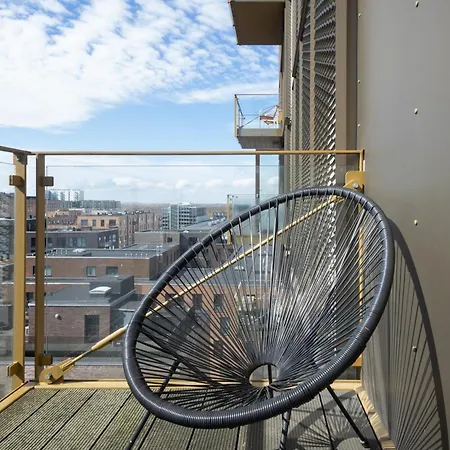 아파트 Luxurios 3-bed W Balcony And Great Views